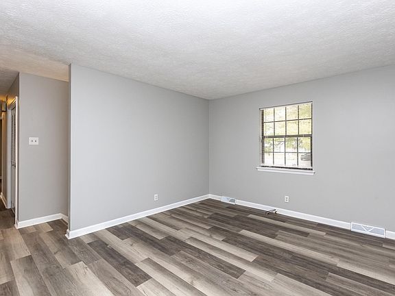 4th image of 1308 Swoonalong Ct