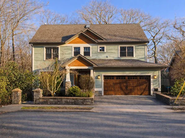 824 Robie St, Halifax, NS B3H 3C1