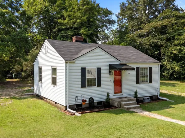 1204 Toisnot Avenue NE, Wilson, NC 27893