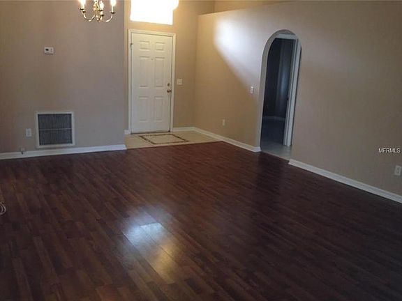 2nd image of 25142 Hyde Park Blvd