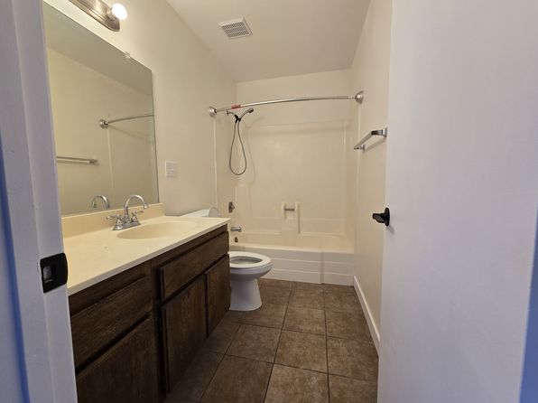 56280 Buena Vista Dr APT 3