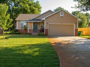 673 McLaughlin Dr, Valley Center, KS 67147