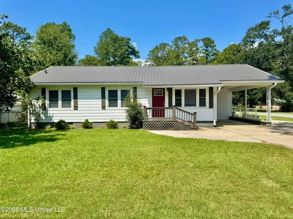 429 E Franklin St, Quitman, MS 39355