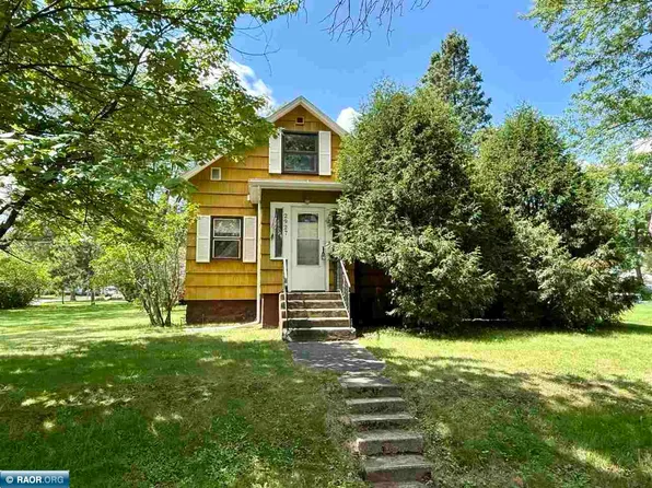 2927 5th Ave E, Hibbing, MN 55746