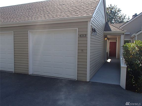 4th image of 4213 223rd Pl SE