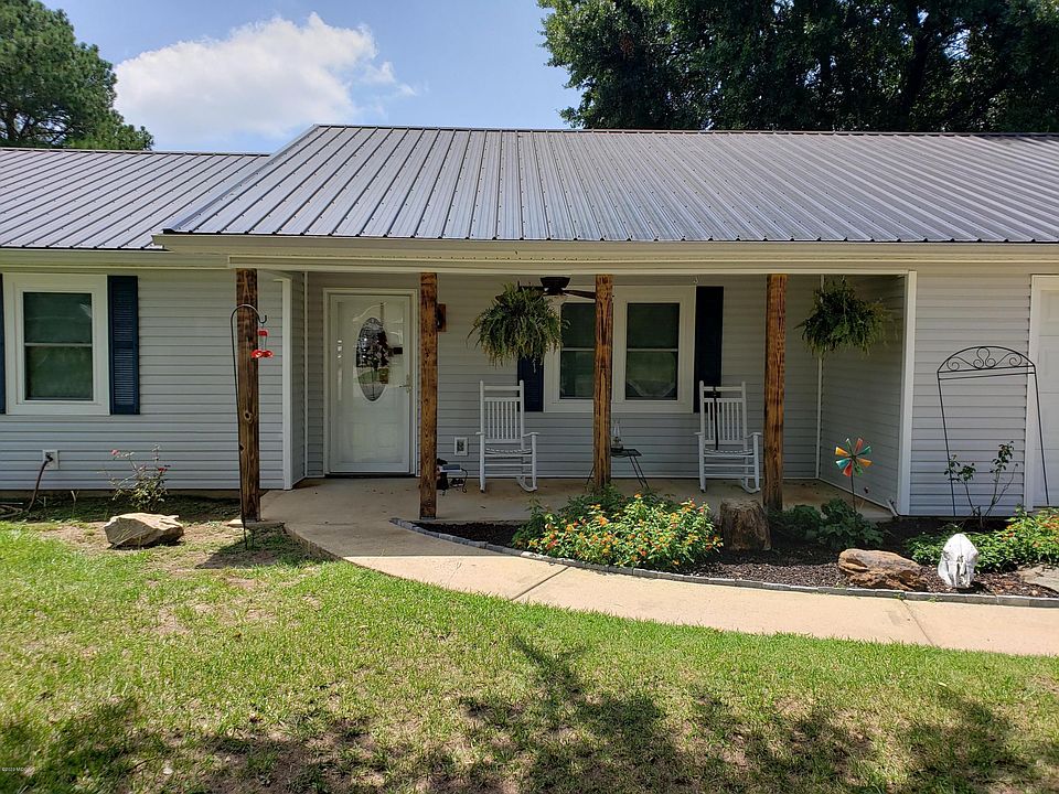 1st image of 104 Sun Valley Dr