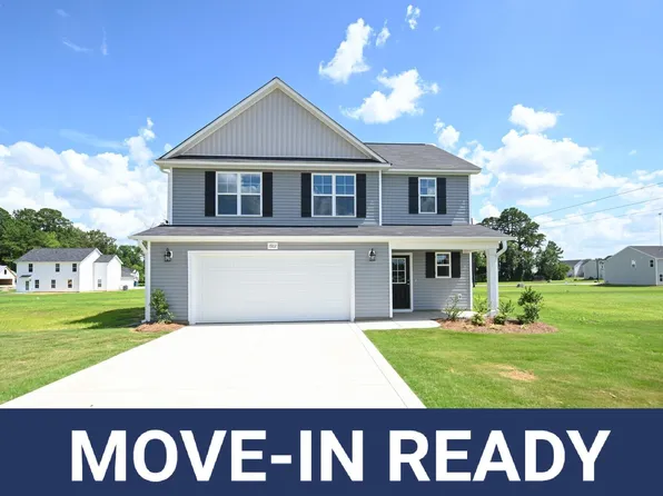 1922 Elephant Ln, Hope Mills, NC 28348