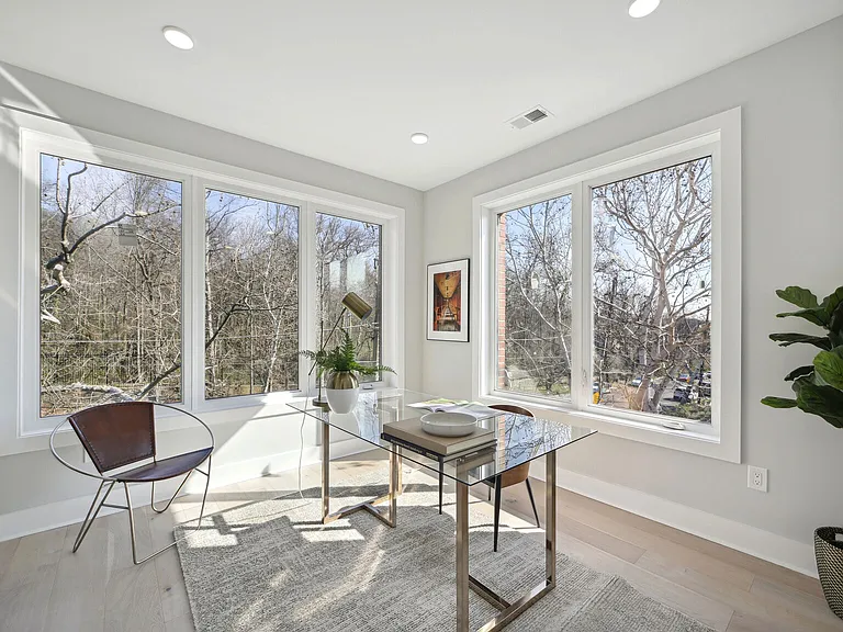 2019 M St NE #7 — Photo 13