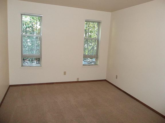 4th image of 13201 Greenwood Ave N #303A
