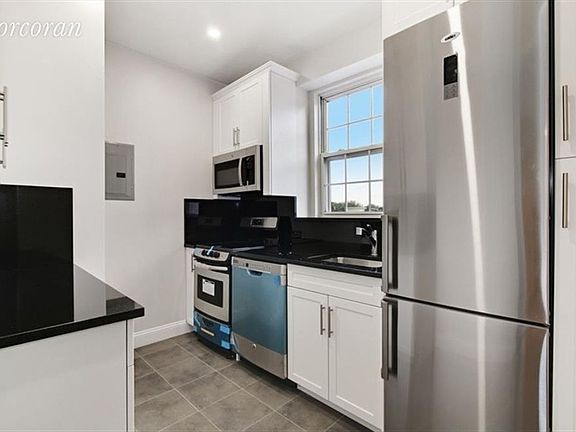 4th image of 225 Sterling Pl APT 5N