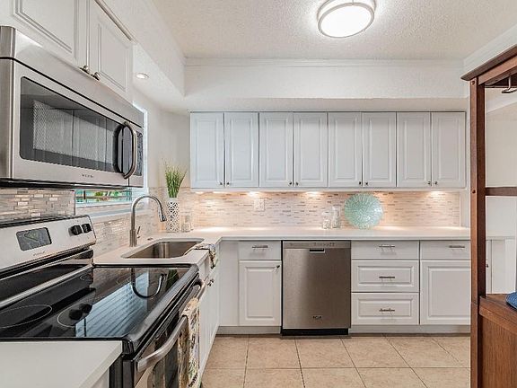 3rd image of 18081 SE Country Club Drive #58
