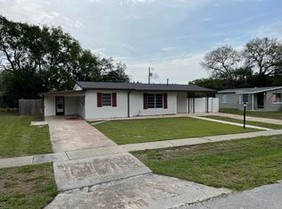1463 W Wellington Dr, Deltona, FL 32725