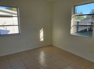 2673 Beal St, Deltona, FL 32738