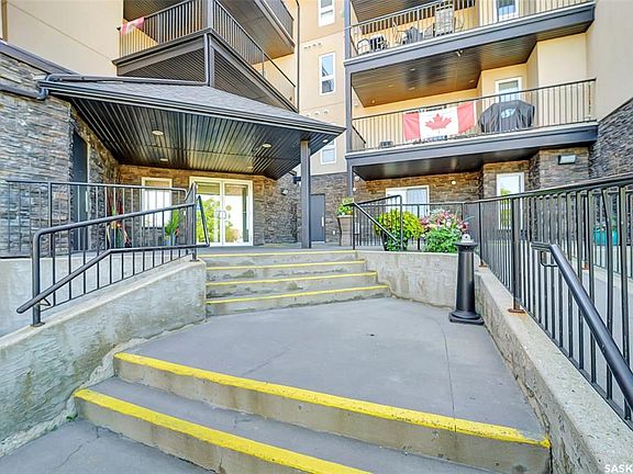 5th image of UNIT 409-100 1st AVENUE N