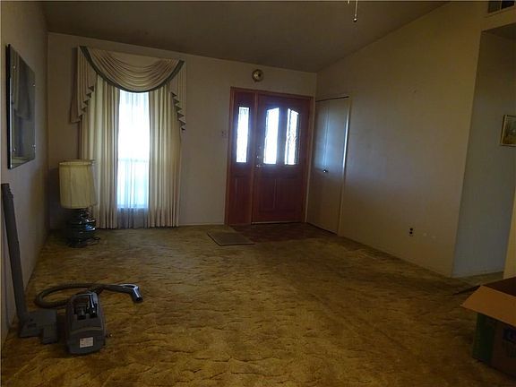 5th image of 4688 Timber Wood Dr