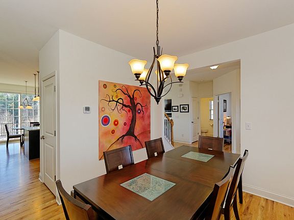3rd image of 5 Vista Ct
