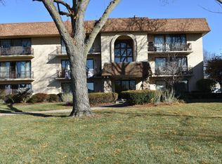 15255 Catalina Dr, Orland Park, IL 60462