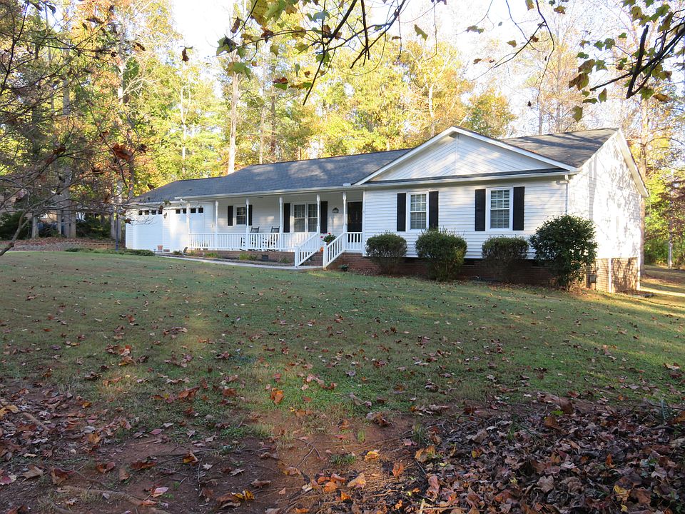 1st image of 1834 Forest Lake Dr