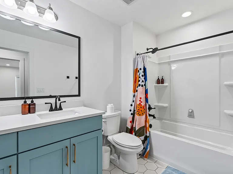 690 S Edge Ln — Photo 51