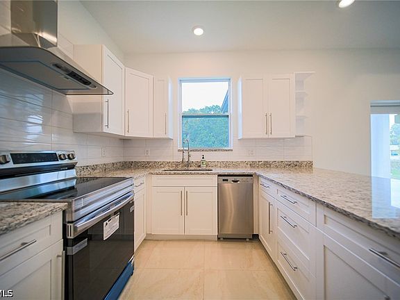 2nd image of 127 Connecticut Rd
