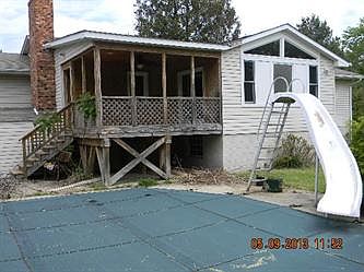 2nd image of 103 N Lake Dr