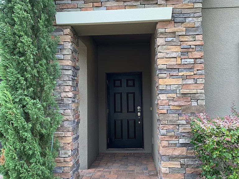 19335 Paddock View Dr — Photo 2