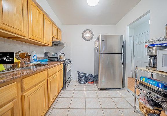 5th image of 53-15 97th St #1