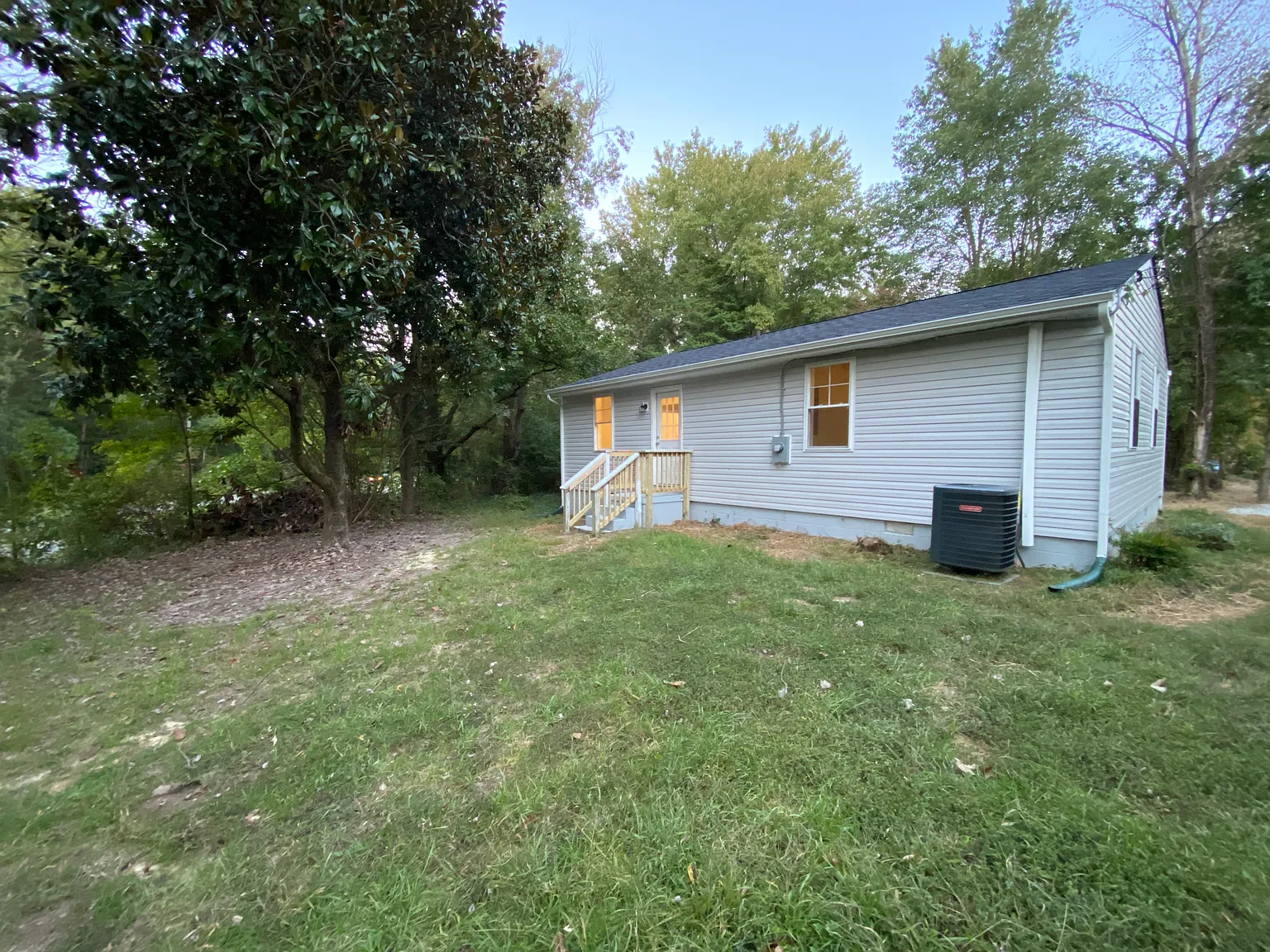2 bed, 840 sqft, $1,650 — Photo 3