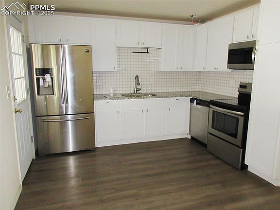 2nd image of 1223 Royale Dr