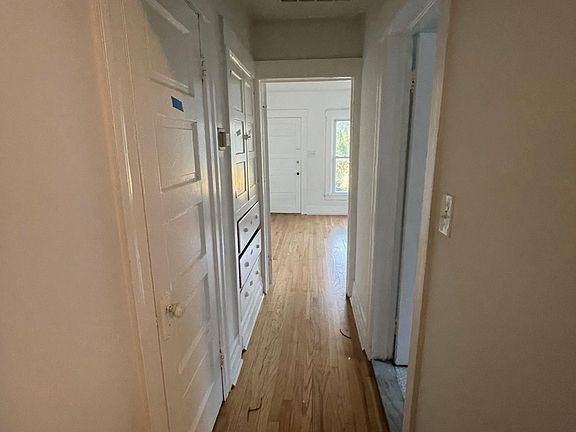 4th image of 5670 McMillan St #2E