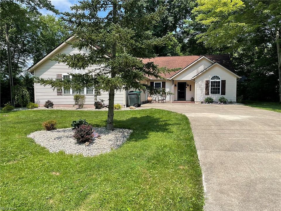 1st image of 2456 Plum Creek Dr