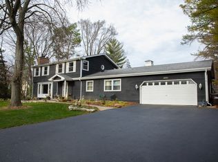 28140 W Meadow Lane Rd, McHenry, IL 60051