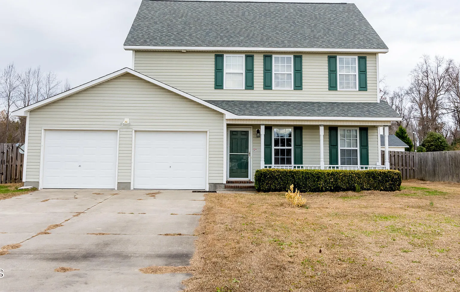 4 bed, 2.5 bath, 1650 sqft, $1,850 — Photo 1