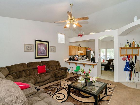 5th image of 2111 N June Ct