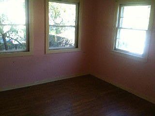2nd image of 541 W Park Ave
