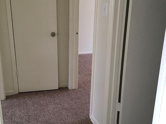 5th image of 1910 W South St APT 1