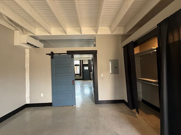3rd image of 475 S Hickory St #4