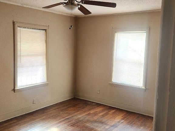 4th image of 140 Temple Ave