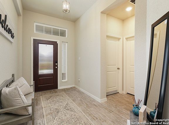 5th image of 8811 Winchester Way