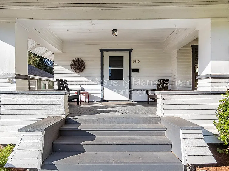 1810 W 11th Ave — Photo 24
