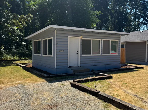 15521 Grant Ave SW, Lakewood, WA 98498