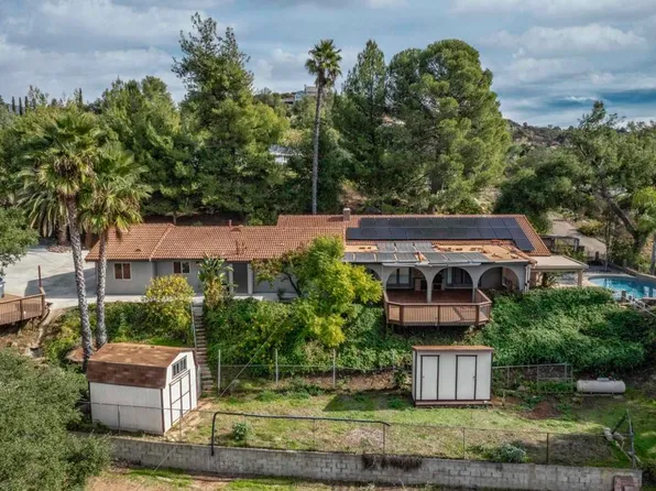 861 Midway Dr, Alpine, CA 91901
