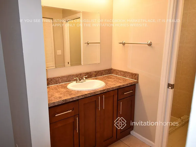 2634 Yarmouth Dr — Photo 12
