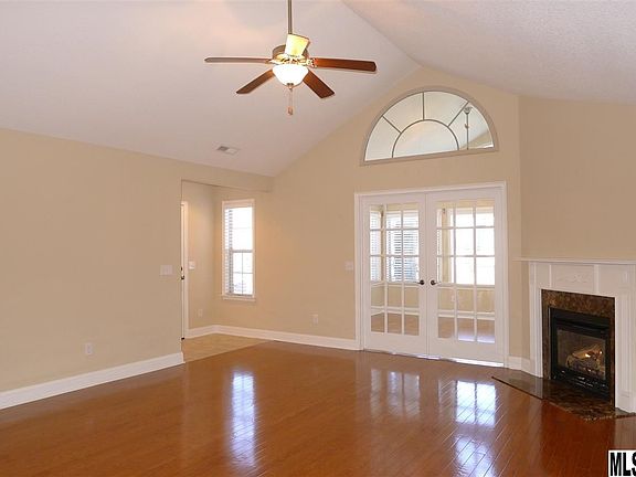 3rd image of 823 Wynnshire Dr