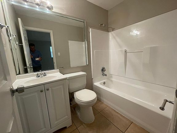 4th image of 8151 SW 6th Court