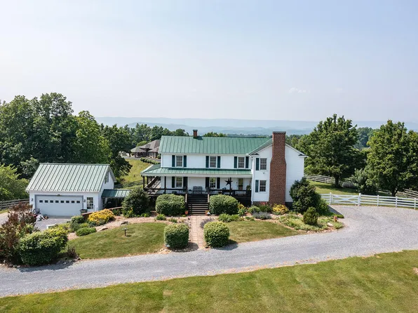 150 Ridgemore Dr, Raphine, VA 24472