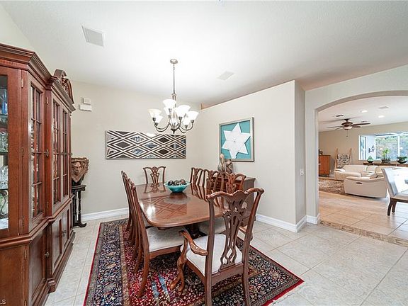 4th image of 5513 Harbour Cir