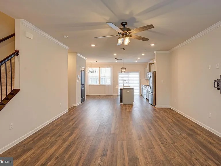 5059 Silver Oak Dr — Photo 6