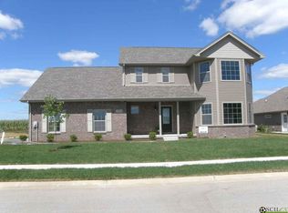 3346 Deerbrook Dr, Columbus, IN