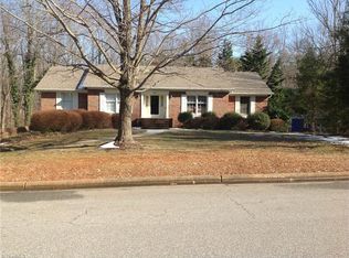 1718 Bearhollow Rd, Greensboro, NC 27410